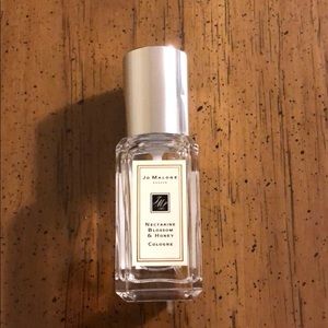 Jo Malone. Nectarine Blossom & honey.